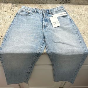 Zara Jean STRAIGHT. Brand new